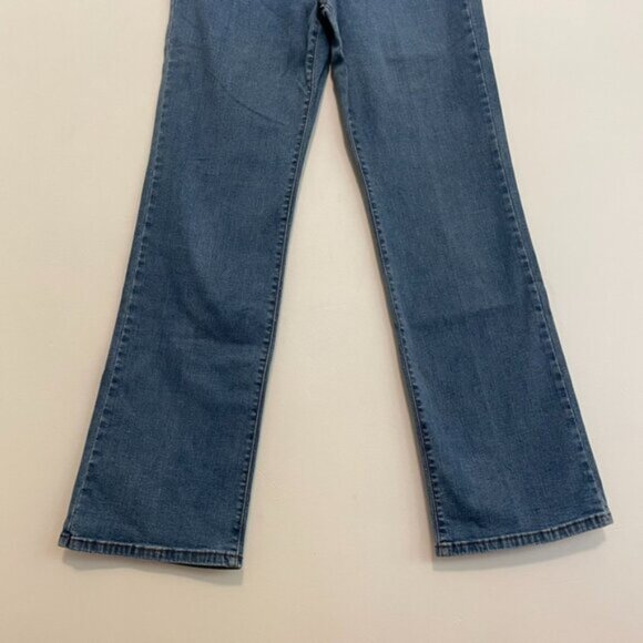 LEVI'S LEVIS Perfectly Slimming 512 Bootcut Jeans Medium Wash Boot Cut Jean 10 M - Picture 5 of 14